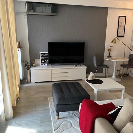 Boutique Apartment Bukarest Exterior foto