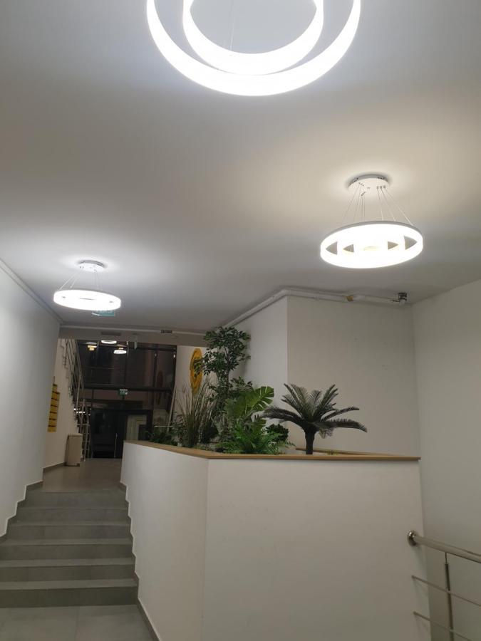 Boutique Apartment Bukarest Exterior foto