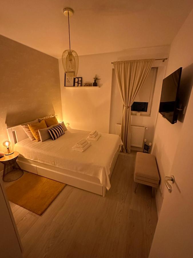 Boutique Apartment Bukarest Exterior foto